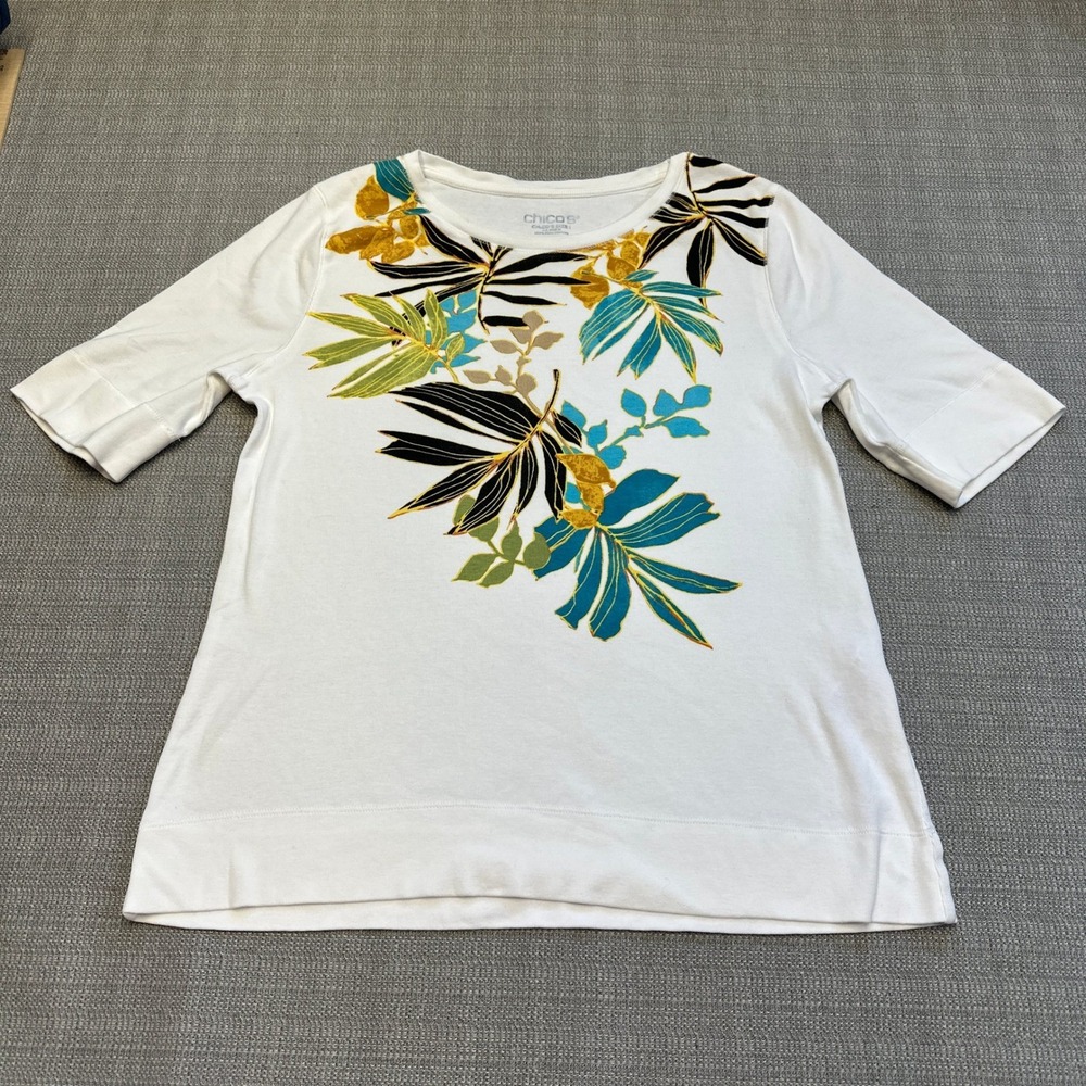 Tropical Botanical Floral Print Shirt Medium Chicos White Resort Top Vacation